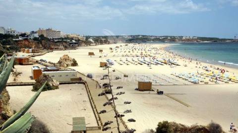 Apartamento t1, a 200 metros da praia da rocha, algarve