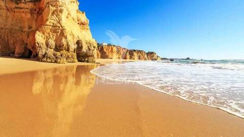 Apartamento t1, a 200 metros da praia da rocha, algarve