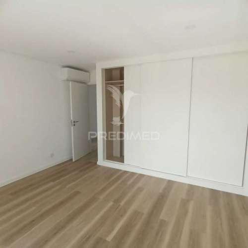 Moradia t4 nova na sobreda