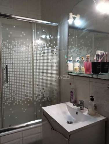 Apartamento t2 + 1 em susão com garagem e arrumos