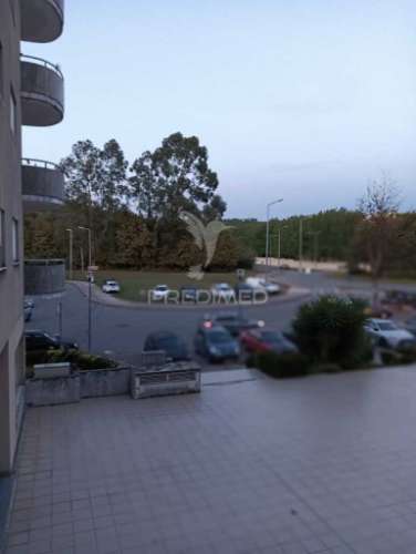 Apartamento t2 + 1 em susão com garagem e arrumos