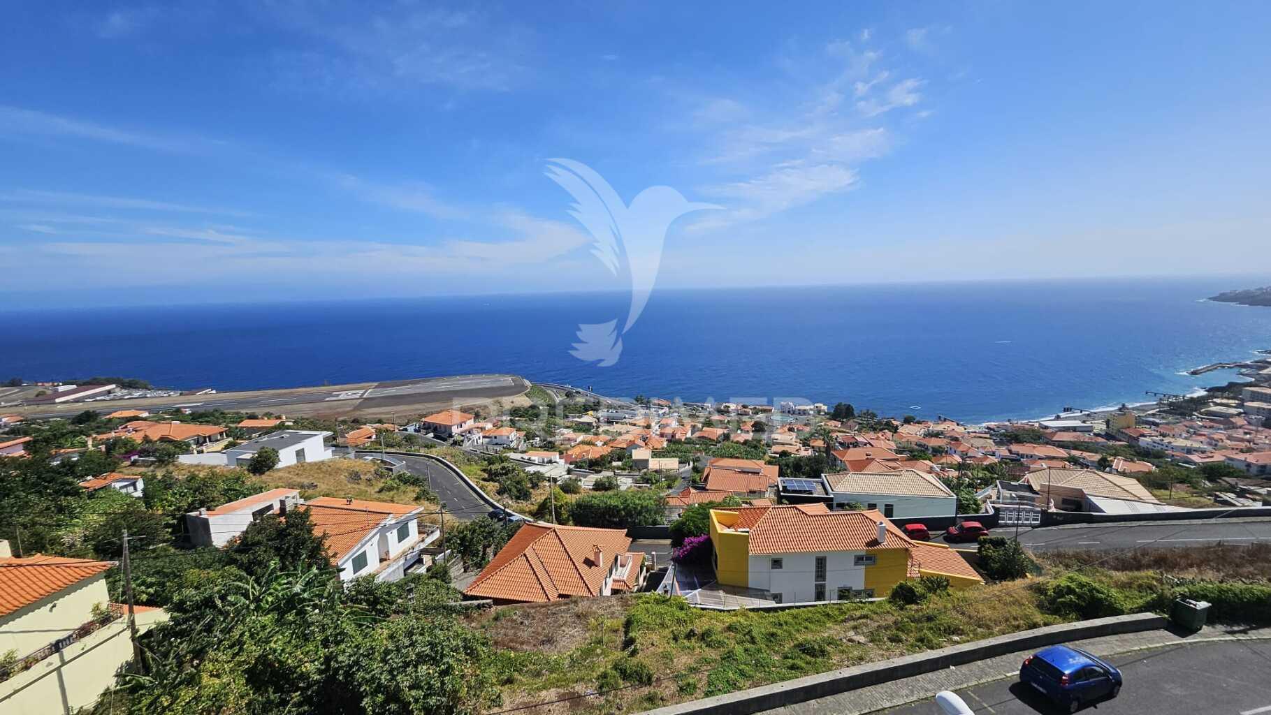 Apartamento t2 em santa cruz vista mar definitivo