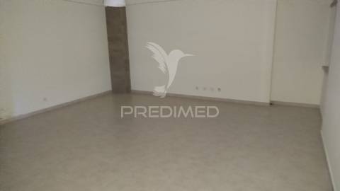 Apartamento t3 para alugar em palhais