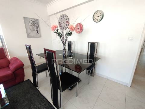 Apartamento com garagem