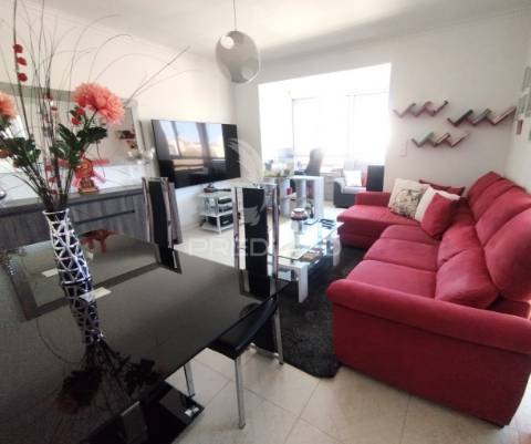 Apartamento com garagem