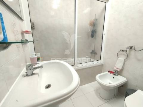 Apartamento com garagem
