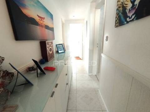 Apartamento com garagem