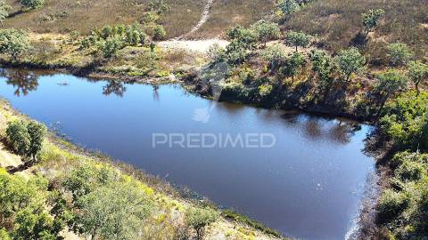 Herdade com 625,77ha em odemira