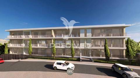 Apartamento t3 em condomínio privado  com piscina