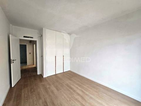 Moradia isolada t4, c/garagem, na qta. belavista, qta. anjo