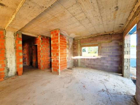 Moradia isolada t4, c/piscina e garagem, qta. marquesa iii