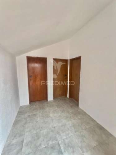 Apartamento t2 com arrecadação - centro  alhos vedros