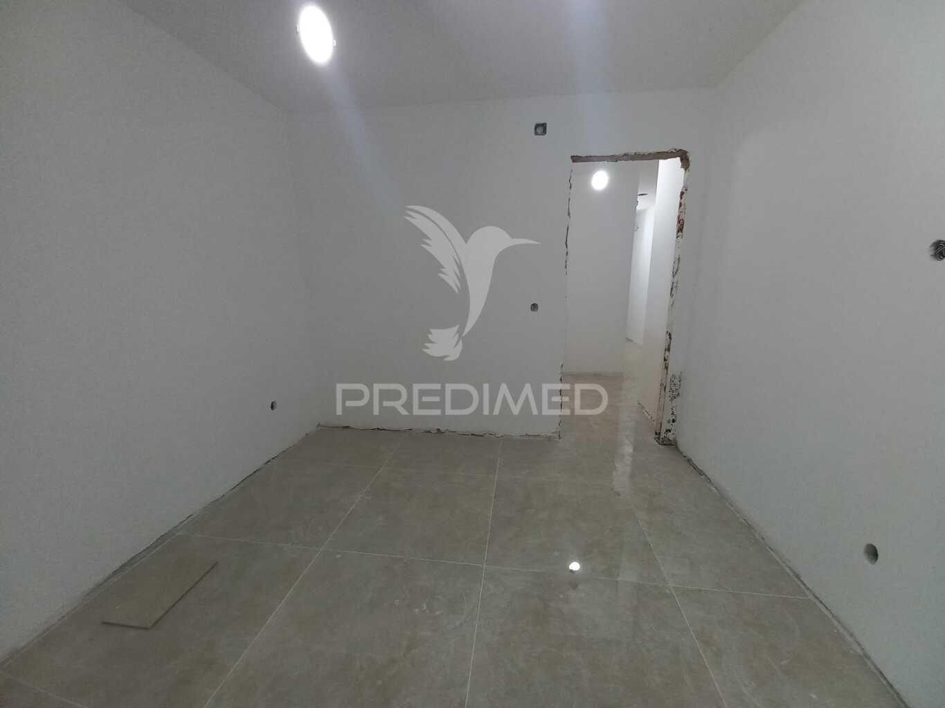 Apartamento t1 com terraço em remodelação – baixa da banheira