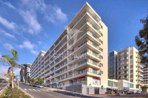 Vendo apartamento t2 nos piornais edificio concordia