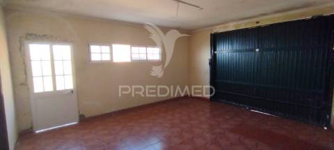 Moradia v3 com vista mar – canhas, ponta do sol