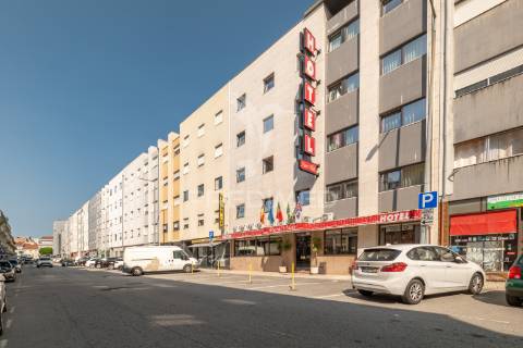 Apartamento t2+1 - rua conselheiro lobato