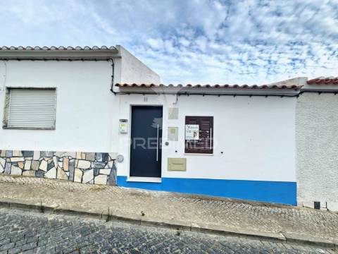 Moradia t2 renovada no centro de castro verde