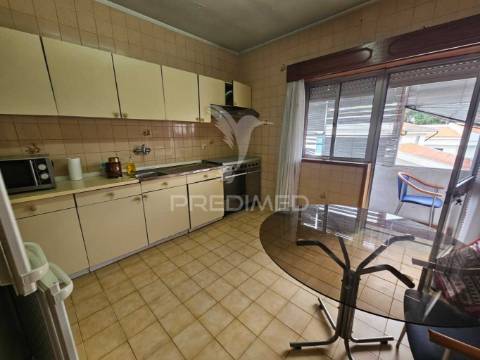 Apartamento t3 em rio tinto – próximo do metro