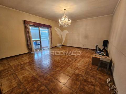 Apartamento t3 em rio tinto – próximo do metro