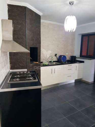 Excelente moradia t2 + 1 cidade de machico