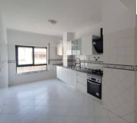 T2 em paio pires, seixal – oportunidade única para viver com qualidade!