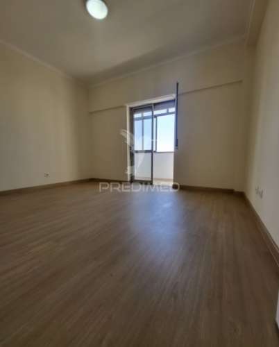 T2 em paio pires, seixal – oportunidade única para viver com qualidade!