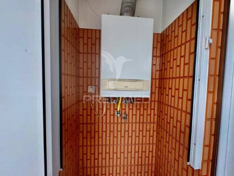 Apartamento t4 no centro das taipas