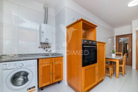 Apartamento t3 - lamaçães