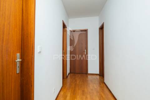 Apartamento t3 - lamaçães