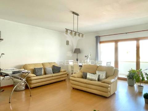 Apartamento t3 - com vista mar