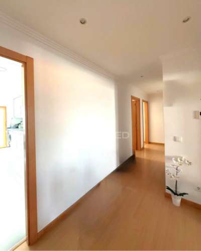 Apartamento t3 - com vista mar