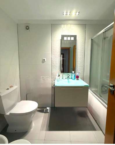 Apartamento t3 - com vista mar