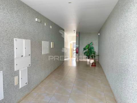 Apartamento t3 - com vista mar