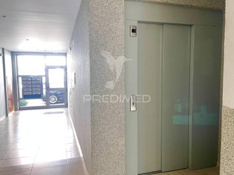 Apartamento t3 - com vista mar