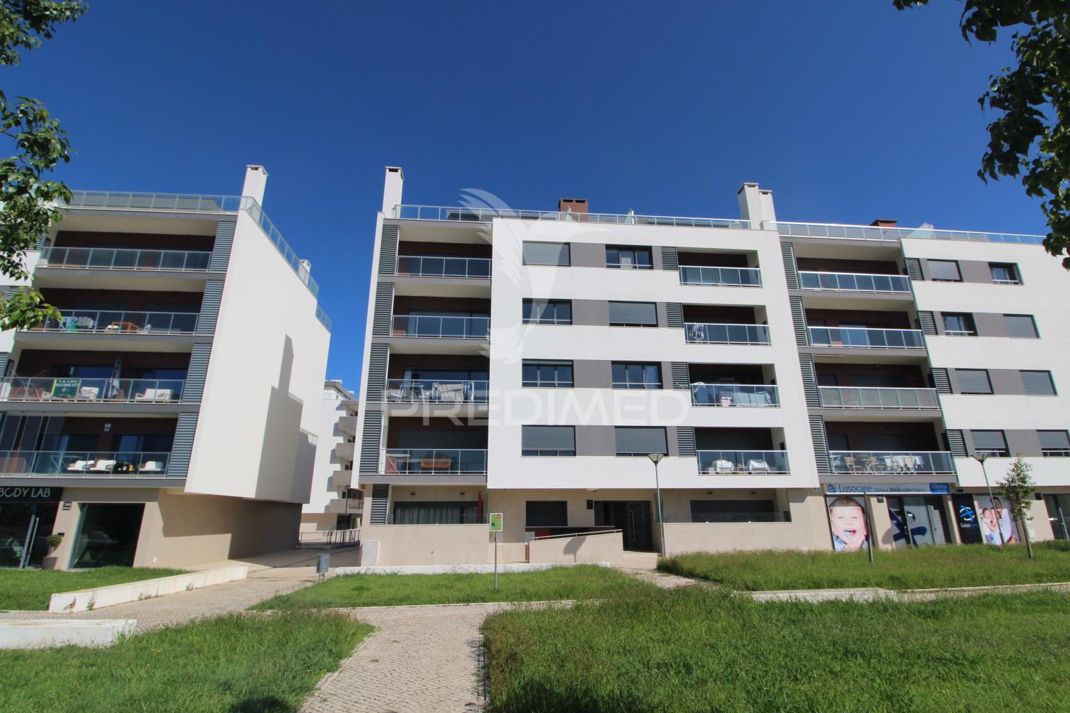 Duplex t3+1 com grandes terraços - montijo