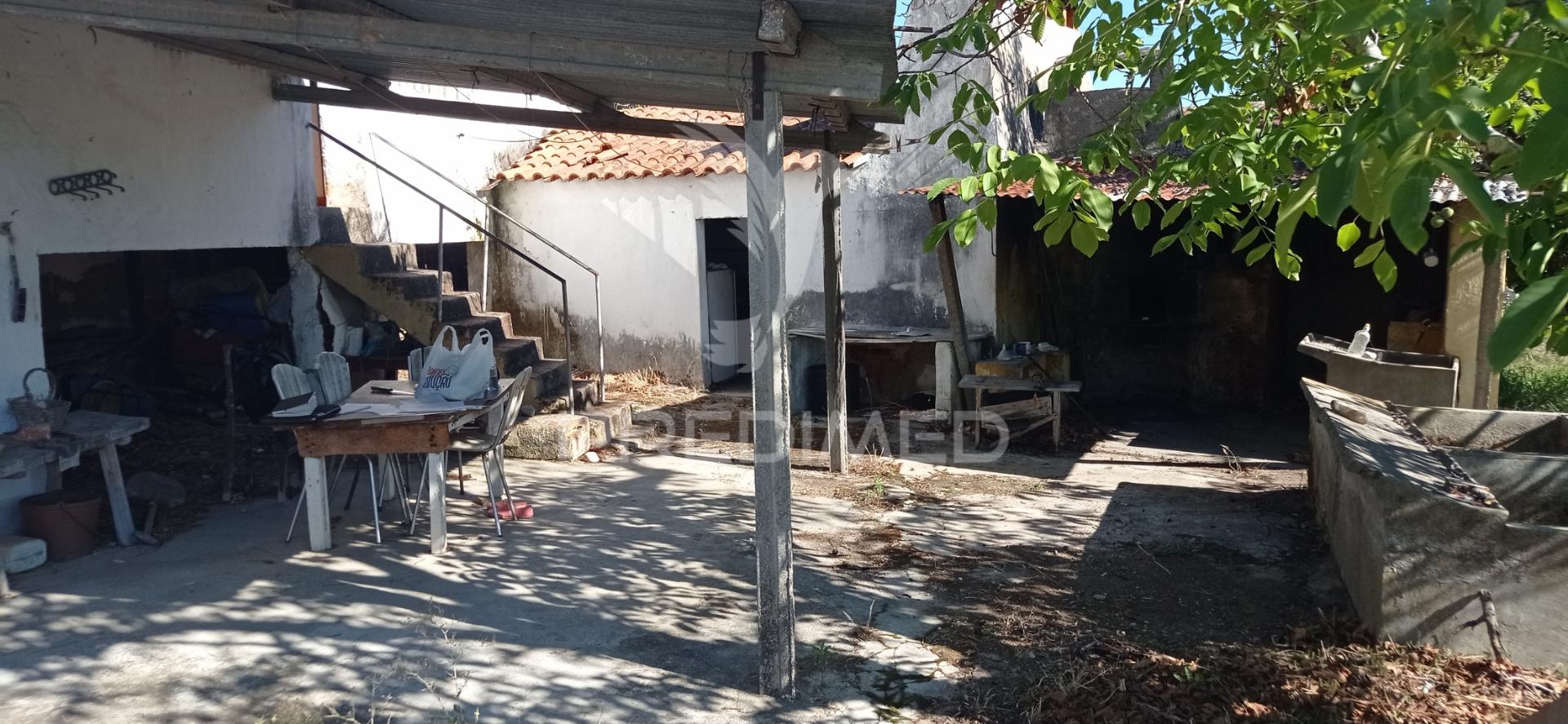 Casa típica do alentejo em são bartolomeu, concelho de gavião