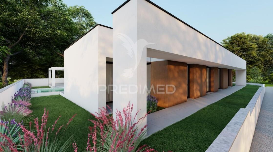 Moradia térrea t4 quinta de valadares/marisol