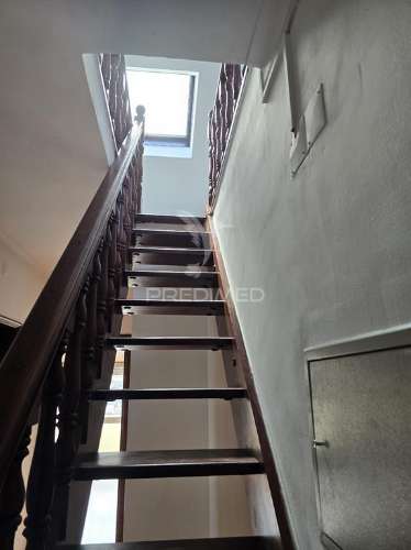 Apartamento t2 com sótão e garagem eiras coimbra