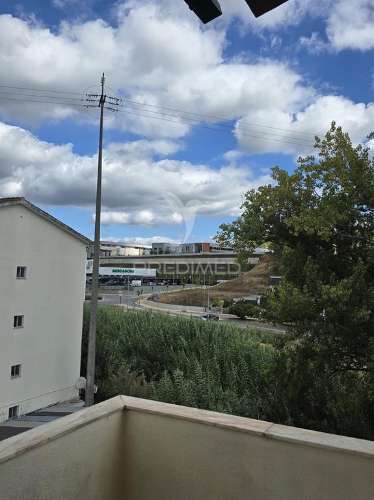 Apartamento t2 com sótão e garagem eiras coimbra