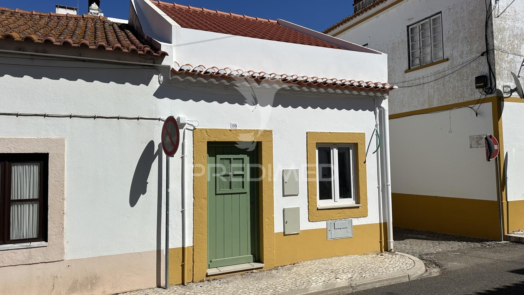Moradia t2 no centro de salvaterra de magos