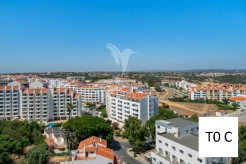 Apartamento t0 para arrendamento de longa duração — albufeira