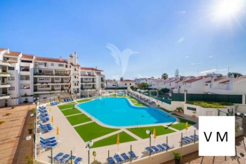 Apartamento t0 para arrendamento de longa duração — albufeira