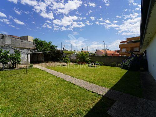 Excelente moradia em vila nova de gaia