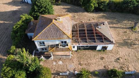 ⭐ quinta senhorial com 10.000 m² e armazém licenciado — oportunidade única às portas de lisboa