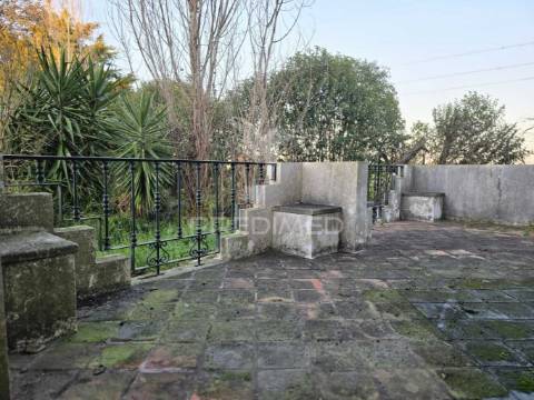 ⭐ quinta senhorial com 10.000 m² e armazém licenciado — oportunidade única às portas de lisboa