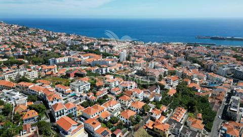 Prédio em santa luzia - funchal, ilha da madeira