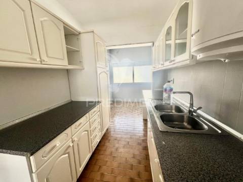 Apartamento t2- 1º andar | cotovia - quintinha, sesimbra