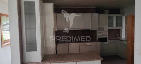 Viver em  zona premium de azurém – guimarães