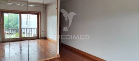 Viver em  zona premium de azurém – guimarães