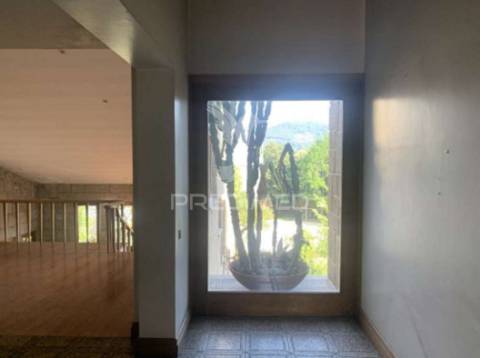 Viver em  zona premium de azurém – guimarães